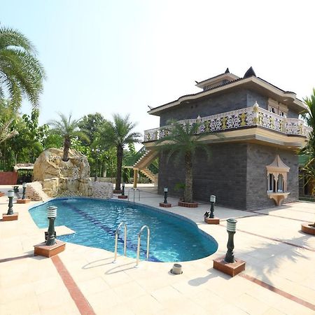 Отель Mann The Palm Retreat Лакхнау Экстерьер фото